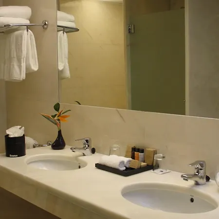 Quinta Da Casa Branca - Small Luxury Of The World 5*