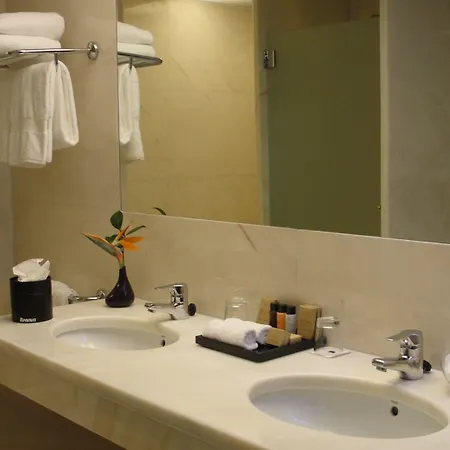 Hotel Quinta Da Casa Branca - Small Luxury Of The World 5*